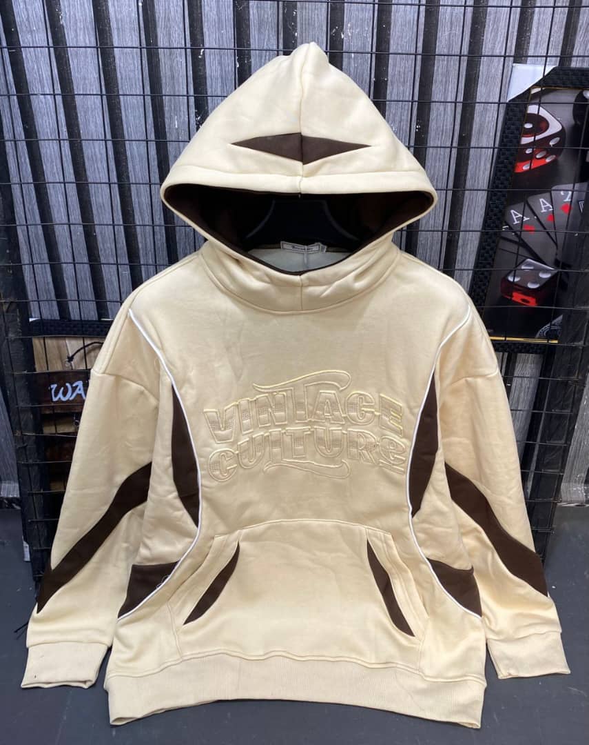 Cream/white pullover hoodie