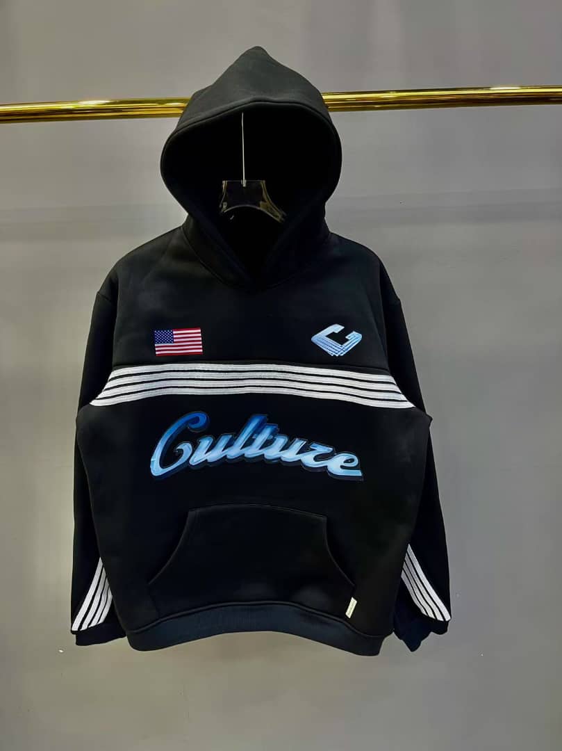 Black pullover hoodie Gulliver