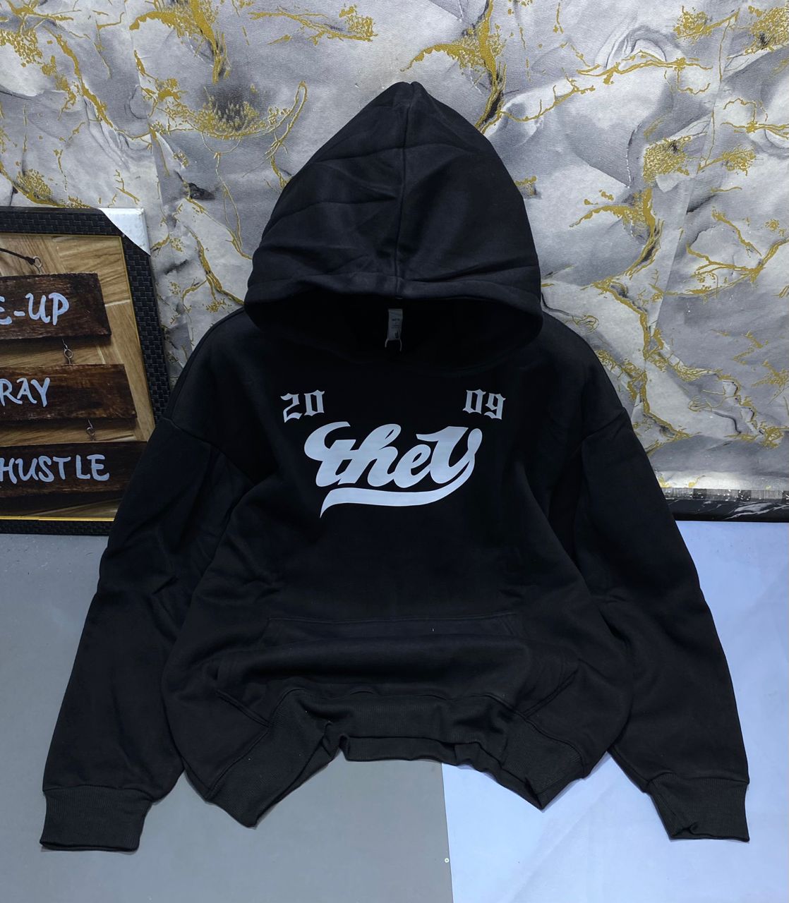 Black pullover hoodie Gulliver