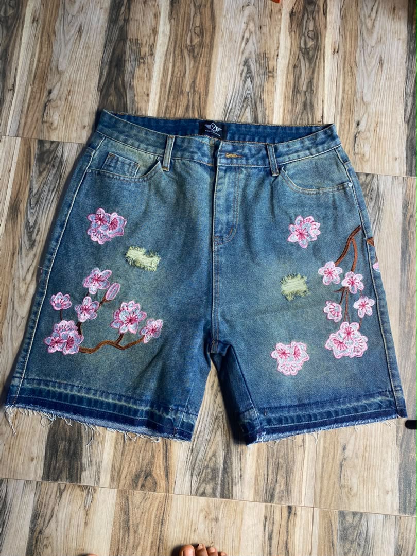 Short Jeans